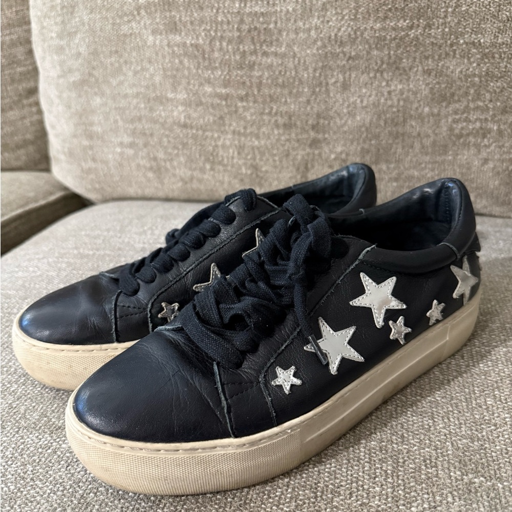 J/Slides Black Leather Star Sneakers | Size 7 | Platform Sole